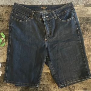 Riders by lee Jean shorts